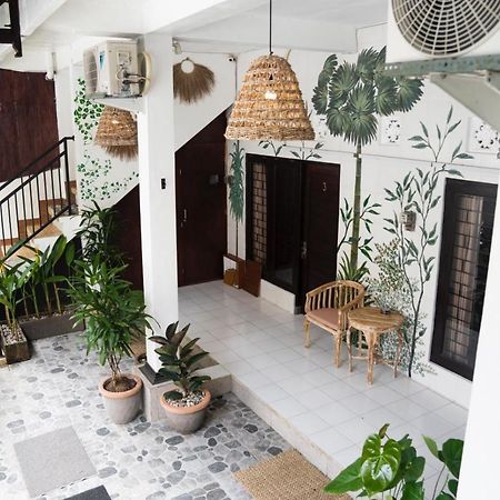 Sunrise Surf Guest House Canggu Exterior foto